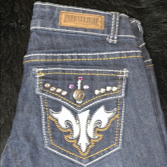 Jeans - Picture 2 of 5